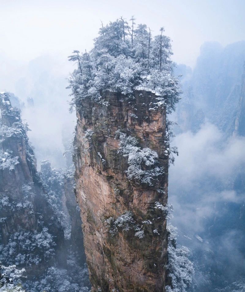 Snow sceneries in Zhangjiajie National Forest Park